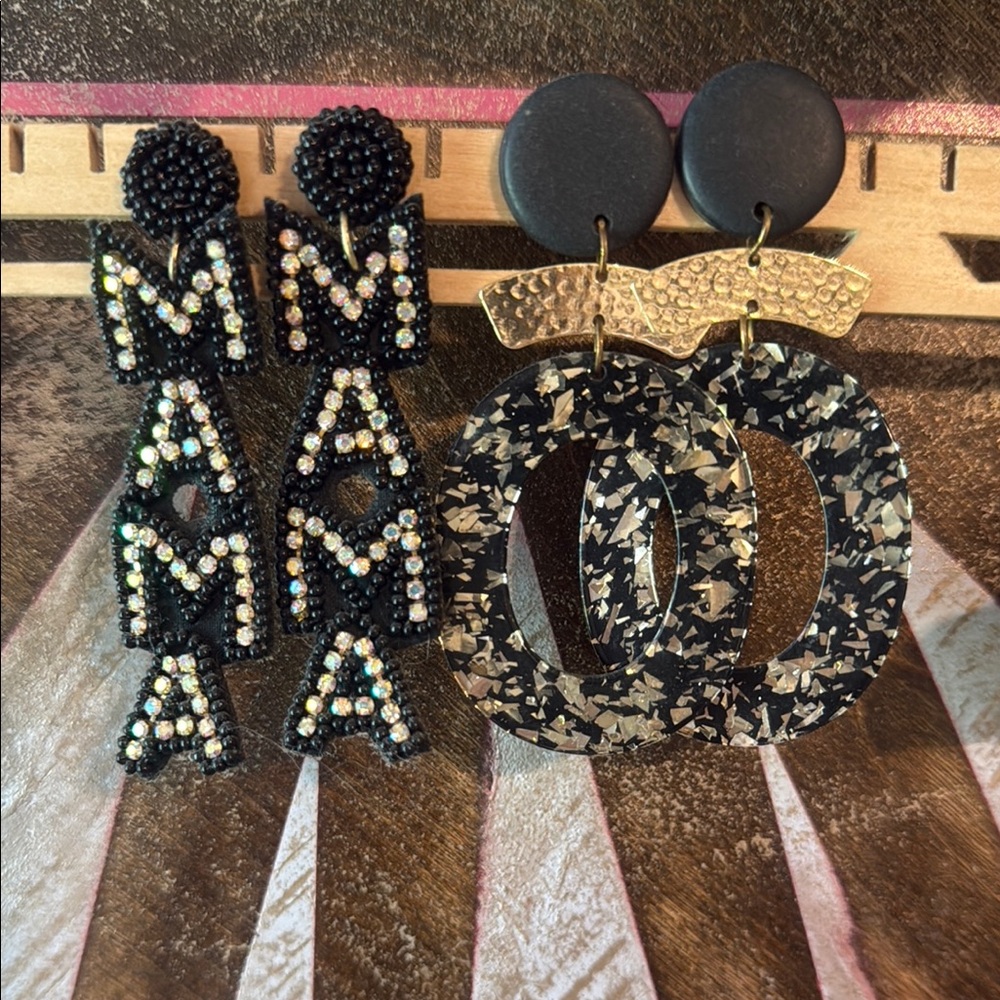 Black and Gold Earrings Set